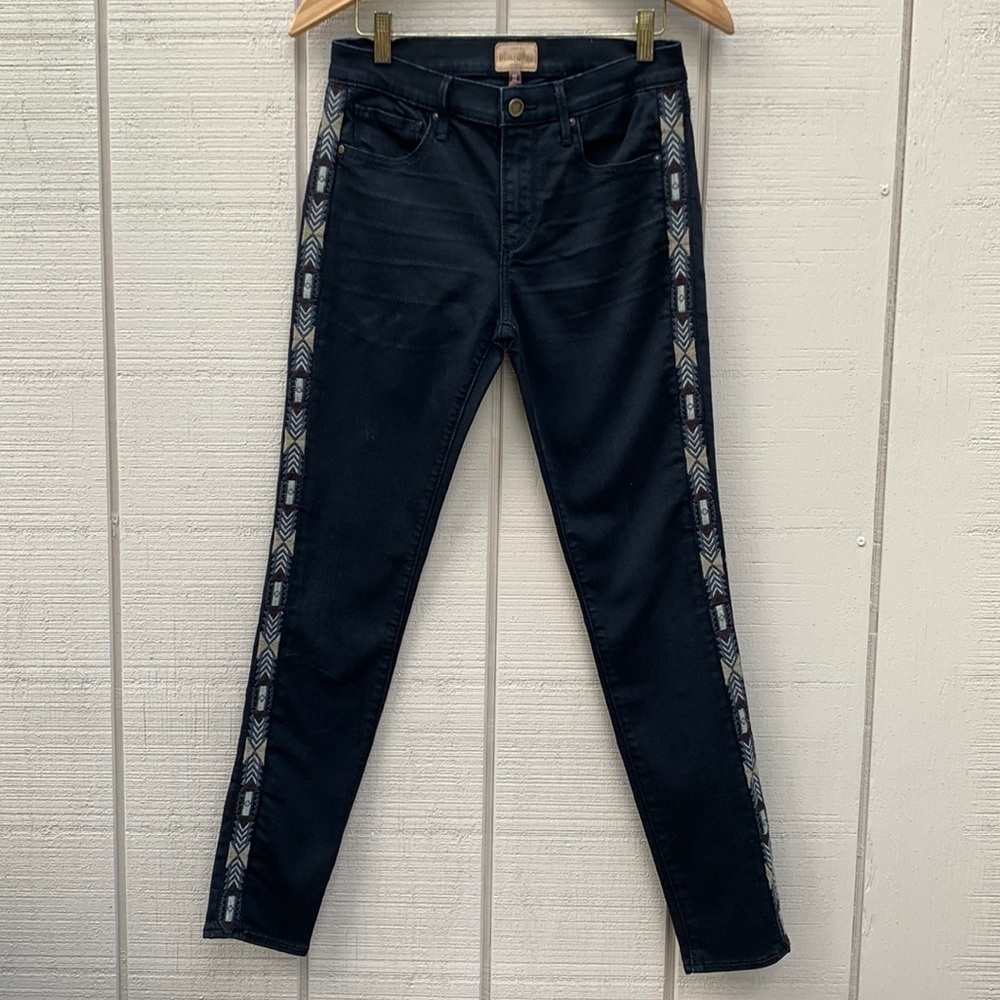 𝅺DRIFTWOOD Jackie Embroidered Black Skinny Jeans